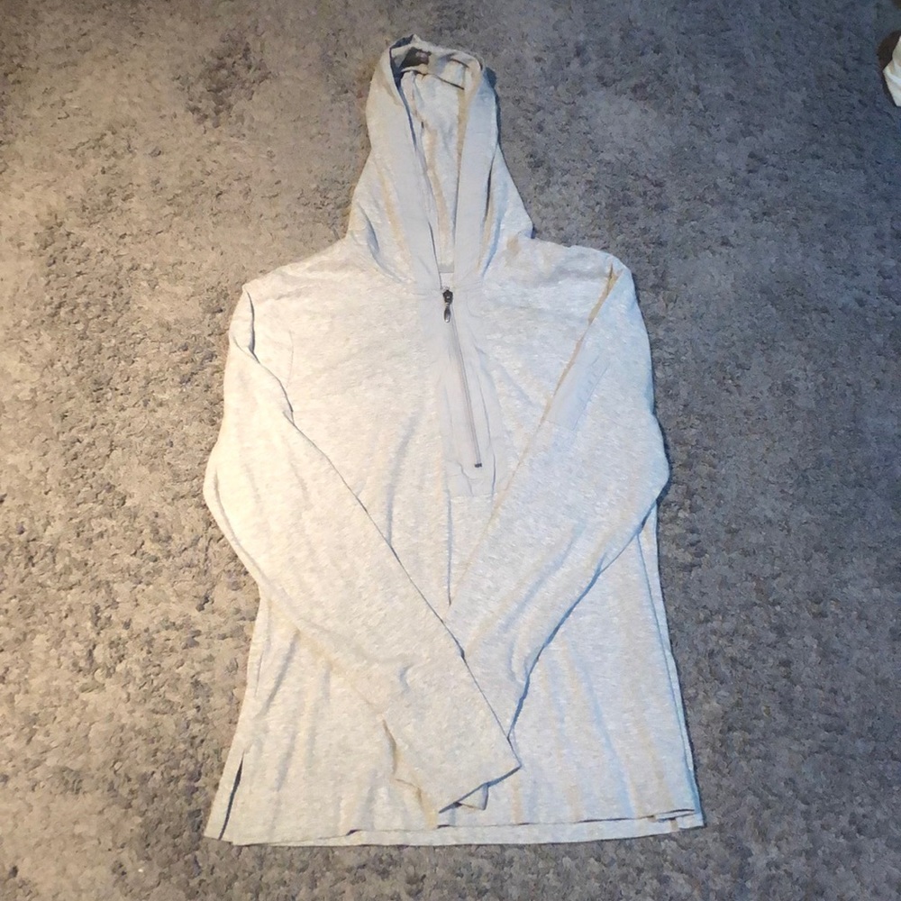 Dan skin zip up
